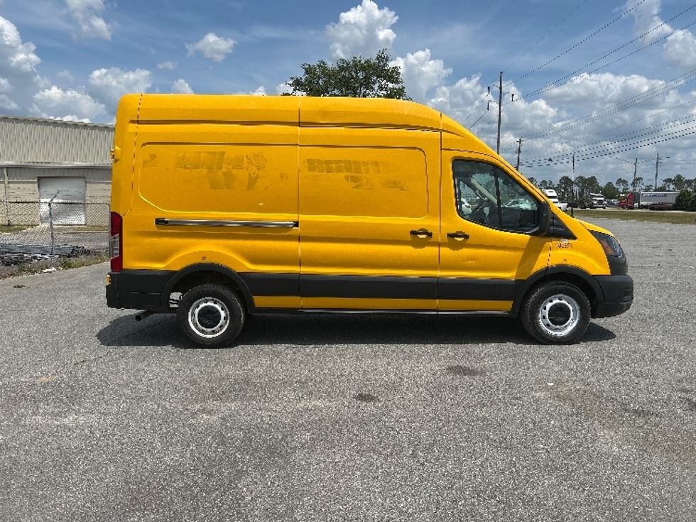 Cargo Van (Panel Van)-Light and Medium Duty Trucks-Ford-2021-Transit 250-Valdosta-GA-127,080\n\t\tmiles-$ 25,250 - Image 14