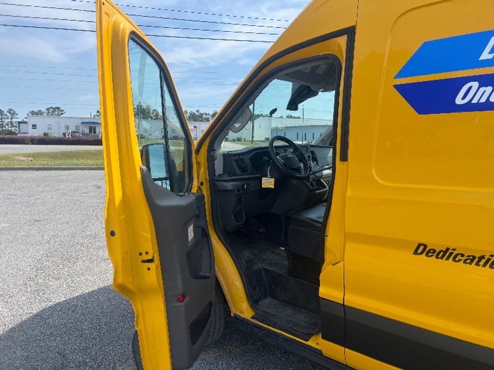 Cargo Van (Panel Van)-Light and Medium Duty Trucks-Ford-2021-Transit 250-Valdosta-GA-127,080\n\t\tmiles-$ 25,250 - Image 15