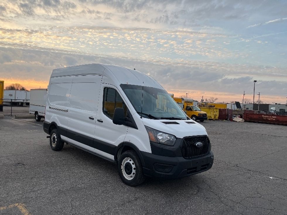 Cargo Van (Panel Van)-Light and Medium Duty Trucks-Ford-2021-Transit 250-Warren-MI-85,317\n\t\tmiles-$ 34,750 - Image 1