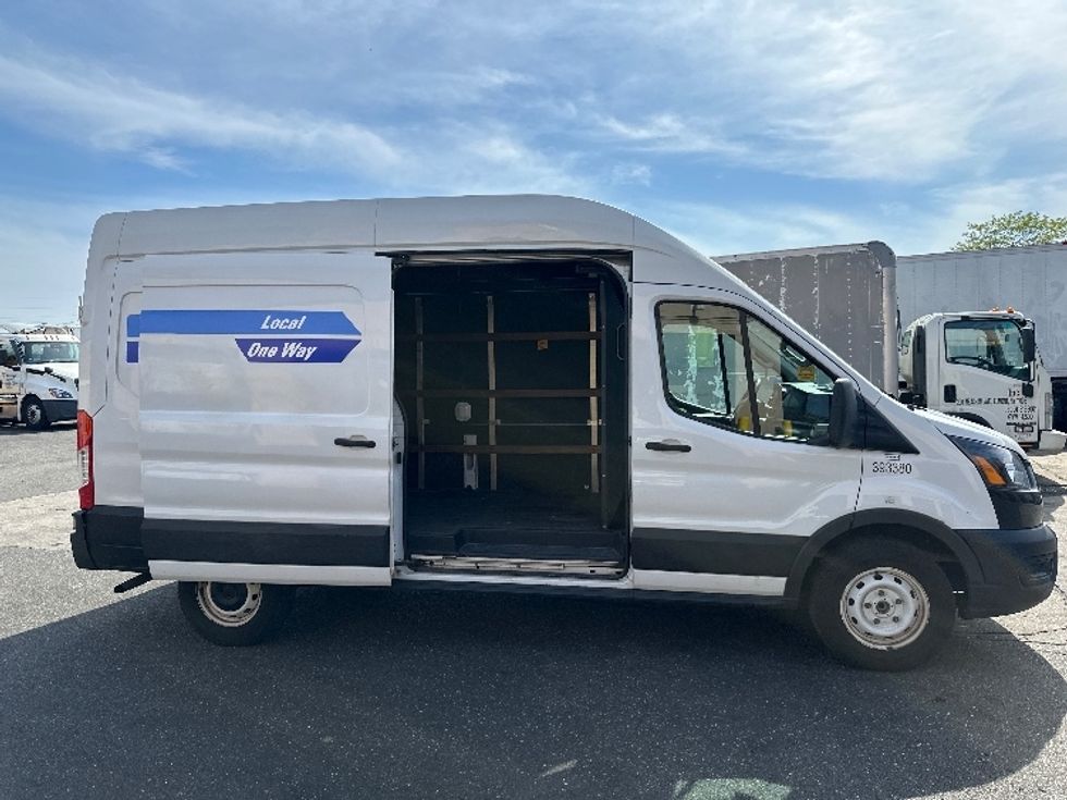 Cargo Van (Panel Van)-Light and Medium Duty Trucks-Ford-2021-Transit 250-West Babylon-NY-43,771\n\t\tmiles-$ 37,750 - Image 23