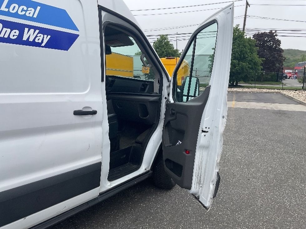 Cargo Van (Panel Van)-Light and Medium Duty Trucks-Ford-2021-Transit 250-West Babylon-NY-46,750\n\t\tmiles-$ 37,500 - Image 19