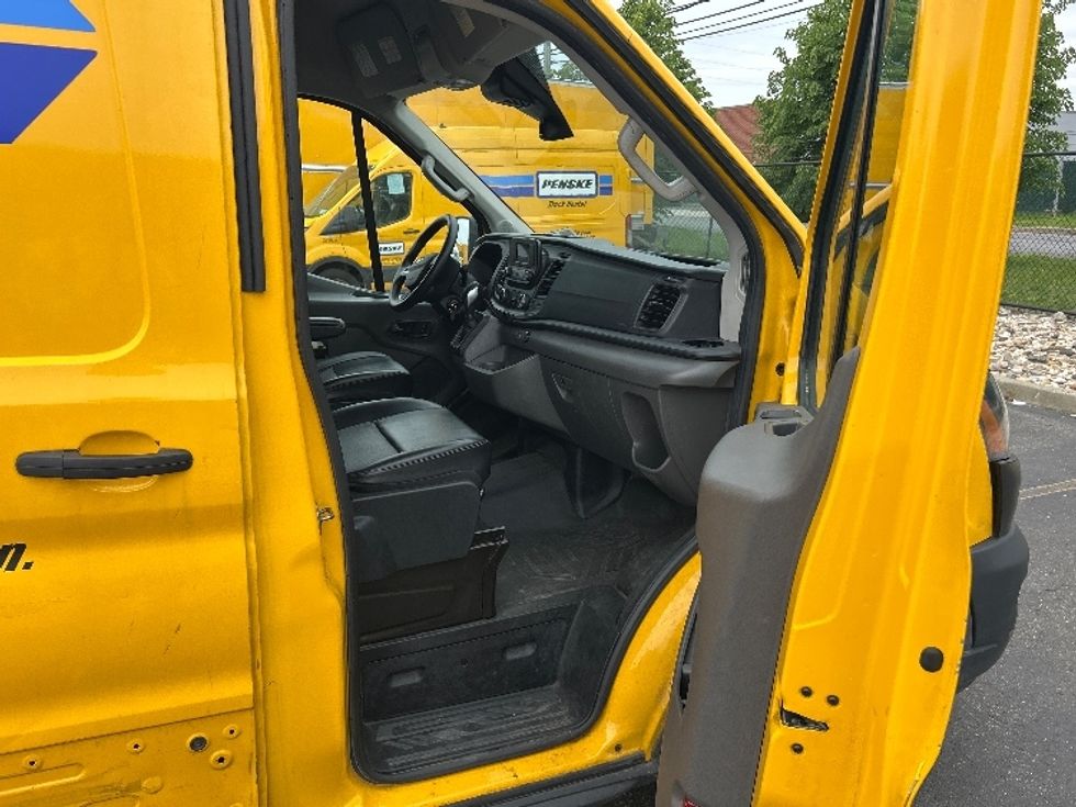 Cargo Van (Panel Van)-Light and Medium Duty Trucks-Ford-2021-Transit 250-West Babylon-NY-47,795\n\t\tmiles-$ 33,250 - Image 20