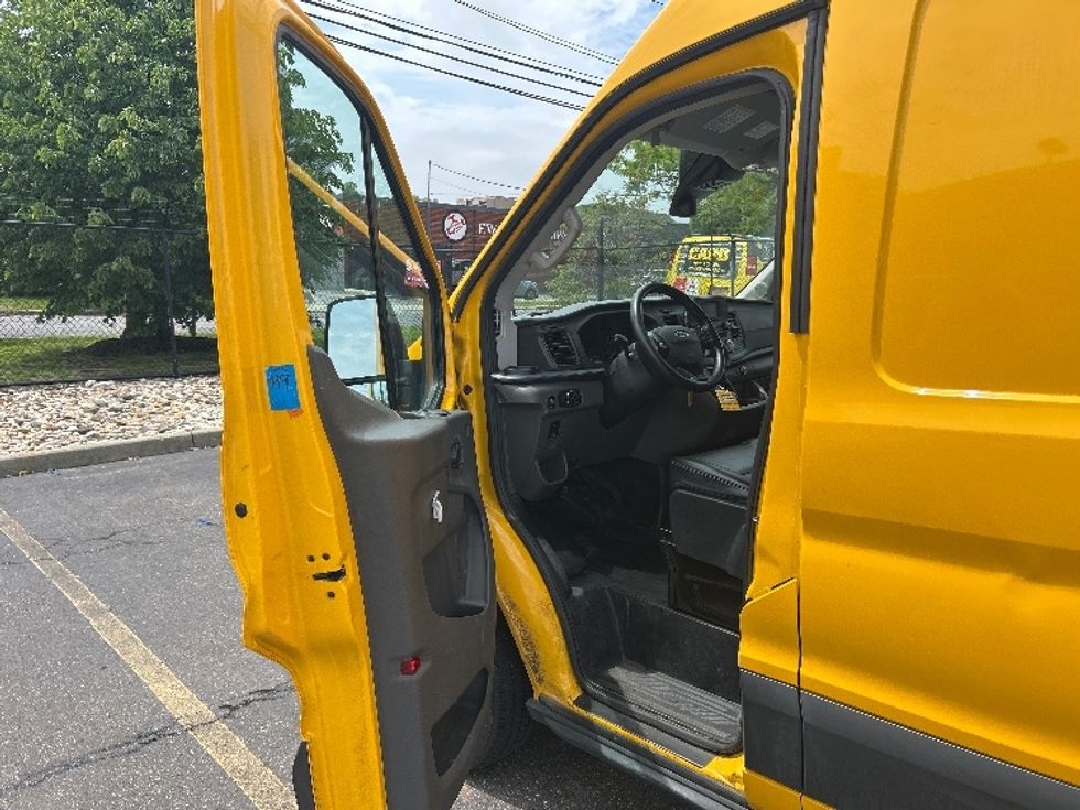 Cargo Van (Panel Van)-Light and Medium Duty Trucks-Ford-2021-Transit 250-West Babylon-NY-53,811\n\t\tmiles-$ 32,500 - Image 16