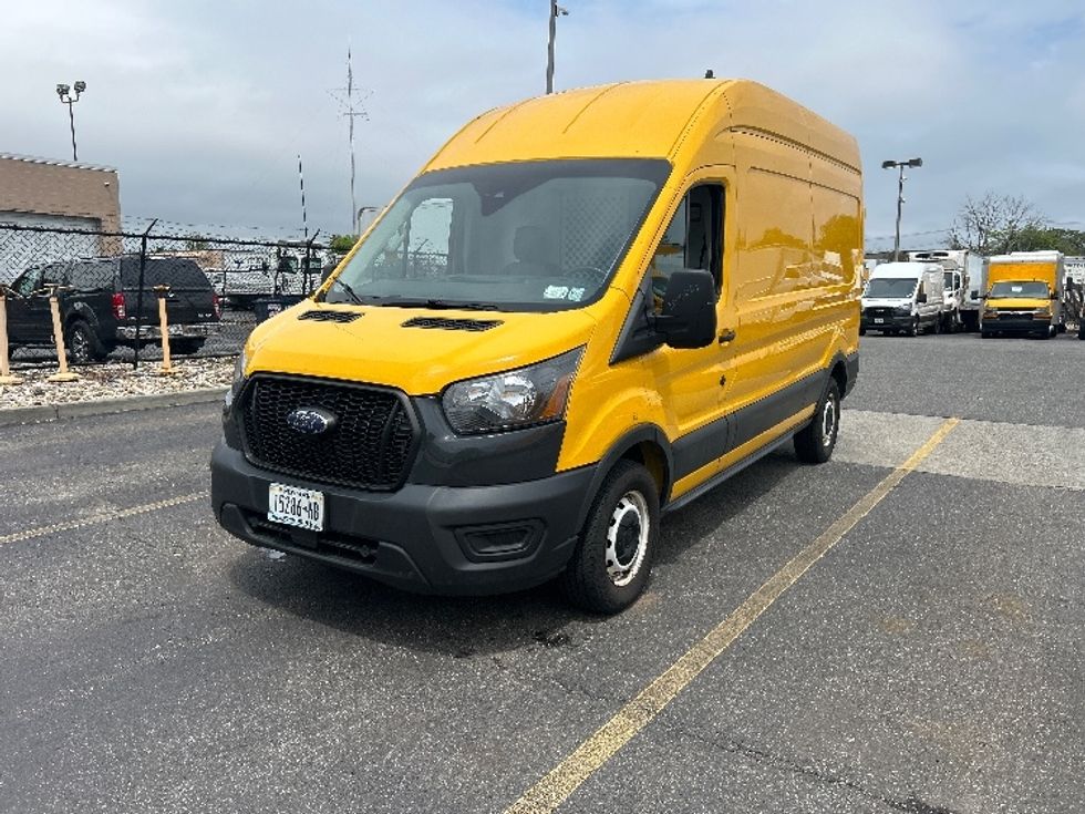 Cargo Van (Panel Van)-Light and Medium Duty Trucks-Ford-2021-Transit 250-West Babylon-NY-53,811\n\t\tmiles-$ 32,500 - Image 3