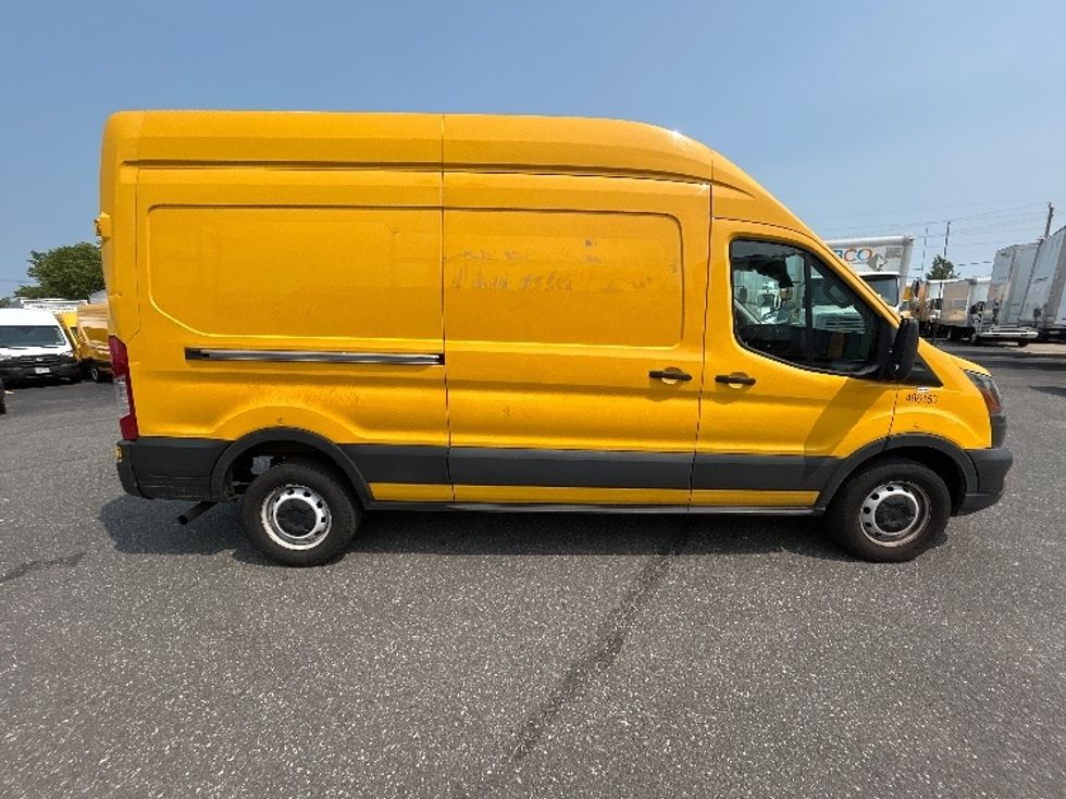 Cargo Van (Panel Van)-Light and Medium Duty Trucks-Ford-2021-Transit 250-West Babylon-NY-75,782\n\t\tmiles-$ 30,500 - Image 15