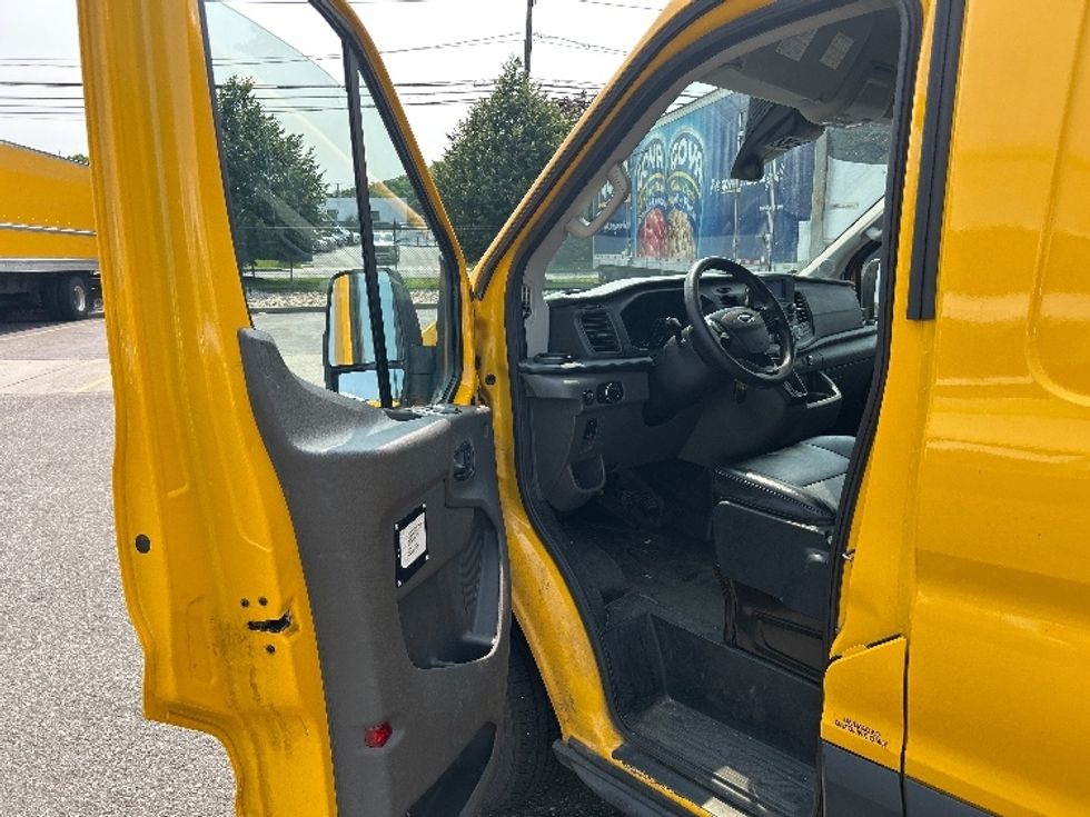 Cargo Van (Panel Van)-Light and Medium Duty Trucks-Ford-2021-Transit 250-West Babylon-NY-75,782\n\t\tmiles-$ 30,500 - Image 16