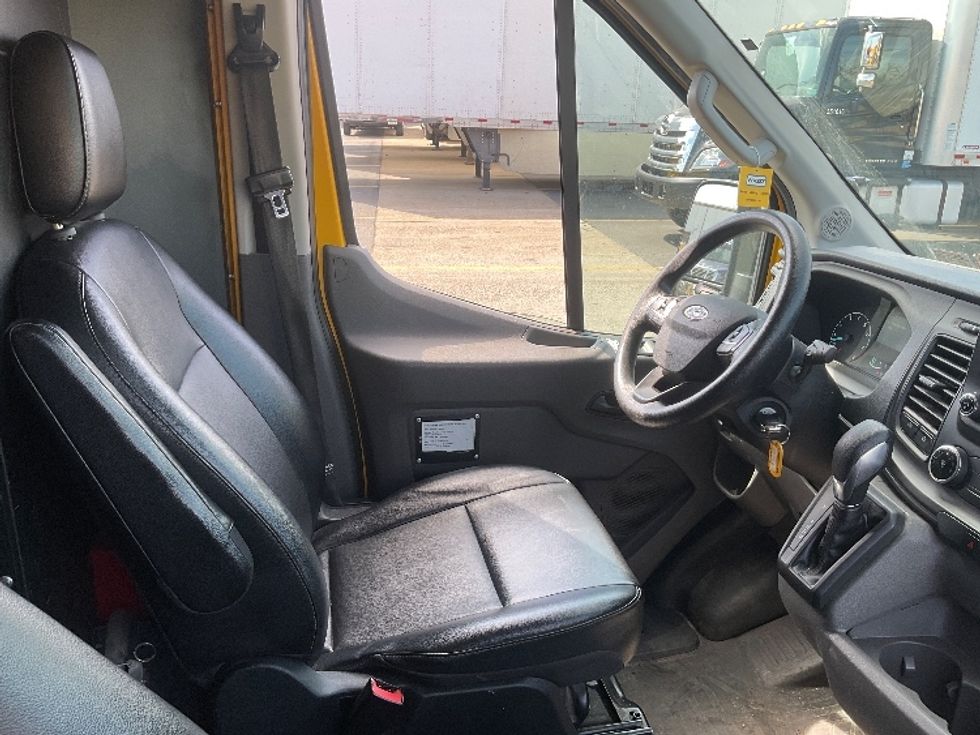 Cargo Van (Panel Van)-Light and Medium Duty Trucks-Ford-2021-Transit 250-West Babylon-NY-78,466\n\t\tmiles-$ 30,500 - Image 22