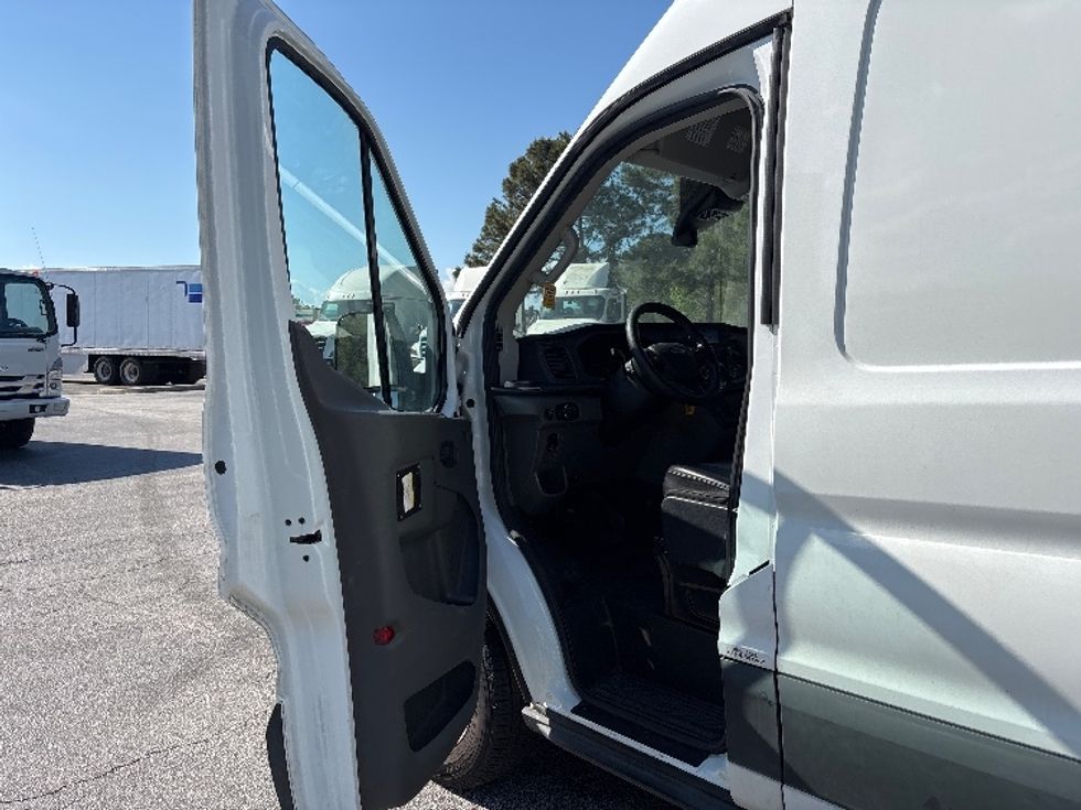 Cargo Van (Panel Van)-Light and Medium Duty Trucks-Ford-2021-Transit 250-West Columbia-SC-145,030\n\t\tmiles-$ 29,250 - Image 15