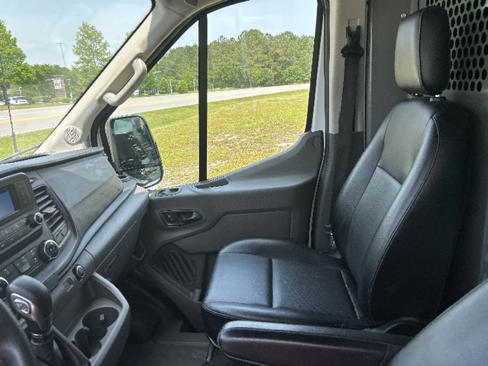 Cargo Van (Panel Van)-Light and Medium Duty Trucks-Ford-2021-Transit 250-West Columbia-SC-57,390\n\t\tmiles-$ 37,000 - Image 16