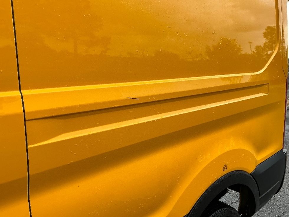 Cargo Van (Panel Van)-Light and Medium Duty Trucks-Ford-2021-Transit 250-West Columbia-SC-81,992\n\t\tmiles-$ 30,250 - Image 28