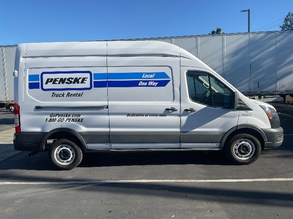 Cargo Van (Panel Van)-Light and Medium Duty Trucks-Ford-2021-Transit 250-West Sacramento-CA-108,841\n\t\tmiles-$ 38,750 - Image 15