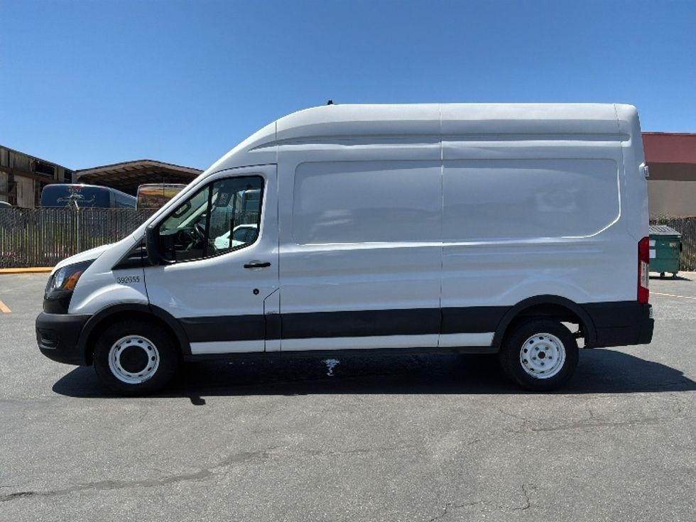 Cargo Van (Panel Van)-Light and Medium Duty Trucks-Ford-2021-Transit 250-West Sacramento-CA-108,844\n\t\tmiles-$ 34,250 - Image 4