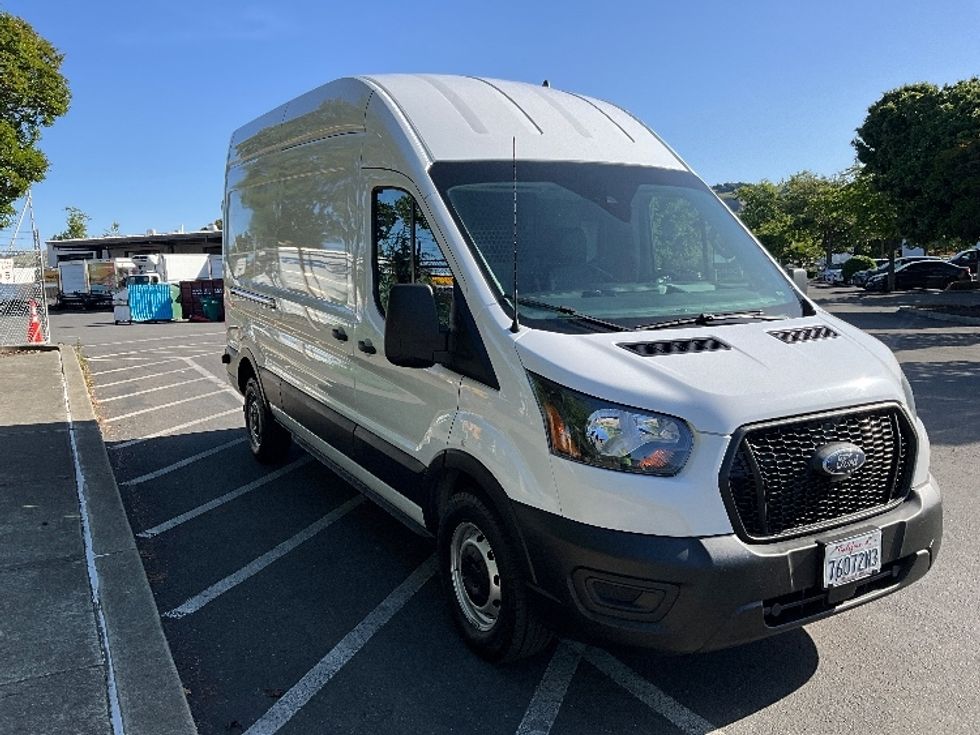 Cargo Van (Panel Van)-Light and Medium Duty Trucks-Ford-2021-Transit 250-West Sacramento-CA-119,935\n\t\tmiles-$ 34,750 - Image 1