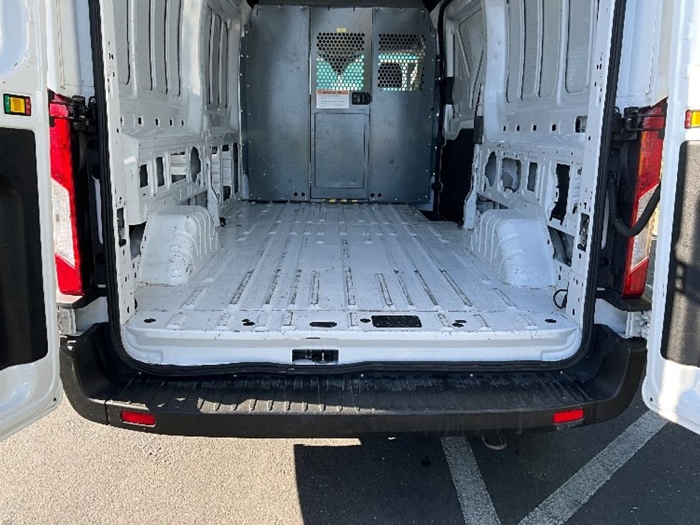 Cargo Van (Panel Van)-Light and Medium Duty Trucks-Ford-2021-Transit 250-West Sacramento-CA-119,935\n\t\tmiles-$ 34,750 - Image 9