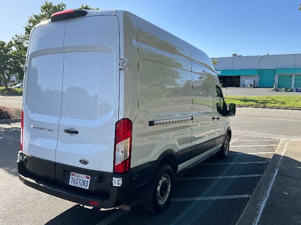 Cargo Van (Panel Van)-Light and Medium Duty Trucks-Ford-2021-Transit 250-West Sacramento-CA-119,935\n\t\tmiles-$ 34,750 - Image 13