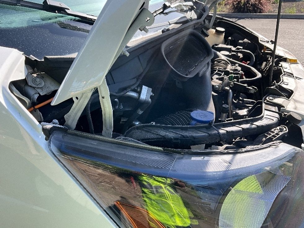 Cargo Van (Panel Van)-Light and Medium Duty Trucks-Ford-2021-Transit 250-West Sacramento-CA-119,935\n\t\tmiles-$ 34,750 - Image 24