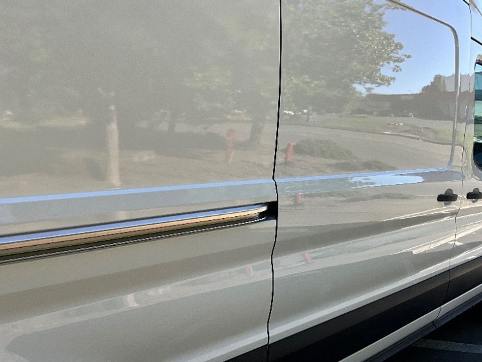 Cargo Van (Panel Van)-Light and Medium Duty Trucks-Ford-2021-Transit 250-West Sacramento-CA-119,935\n\t\tmiles-$ 34,750 - Image 27