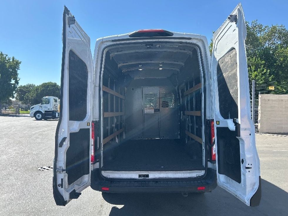 Cargo Van (Panel Van)-Light and Medium Duty Trucks-Ford-2021-Transit 250-West Sacramento-CA-166,801\n\t\tmiles-$ 21,500 - Image 7