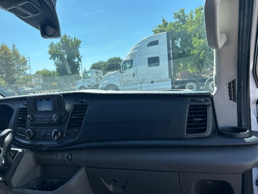 Cargo Van (Panel Van)-Light and Medium Duty Trucks-Ford-2021-Transit 250-West Sacramento-CA-166,801\n\t\tmiles-$ 21,500 - Image 19