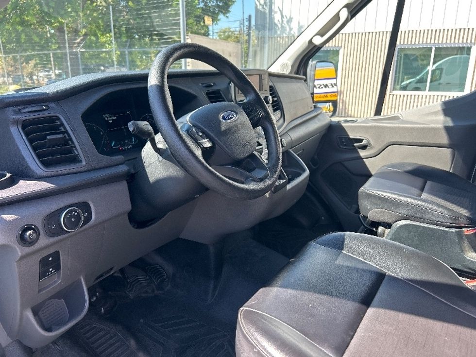 Cargo Van (Panel Van)-Light and Medium Duty Trucks-Ford-2021-Transit 250-West Sacramento-CA-166,801\n\t\tmiles-$ 21,500 - Image 15