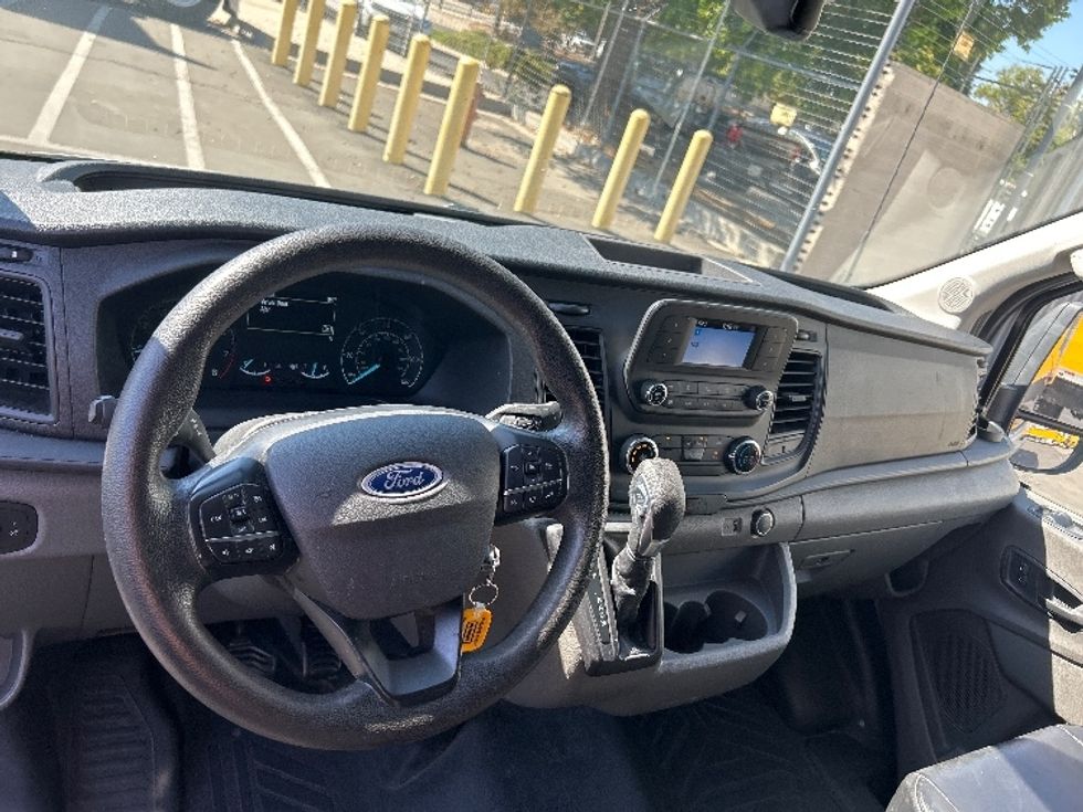 Cargo Van (Panel Van)-Light and Medium Duty Trucks-Ford-2021-Transit 250-West Sacramento-CA-166,801\n\t\tmiles-$ 21,500 - Image 16