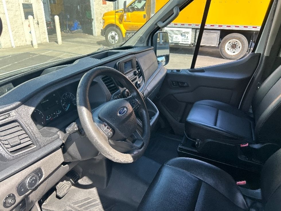 Cargo Van (Panel Van)-Light and Medium Duty Trucks-Ford-2021-Transit 250-West Sacramento-CA-179,008\n\t\tmiles-$ 19,250 - Image 15