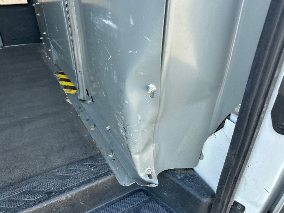 Cargo Van (Panel Van)-Light and Medium Duty Trucks-Ford-2021-Transit 250-West Sacramento-CA-179,008\n\t\tmiles-$ 19,250 - Image 24