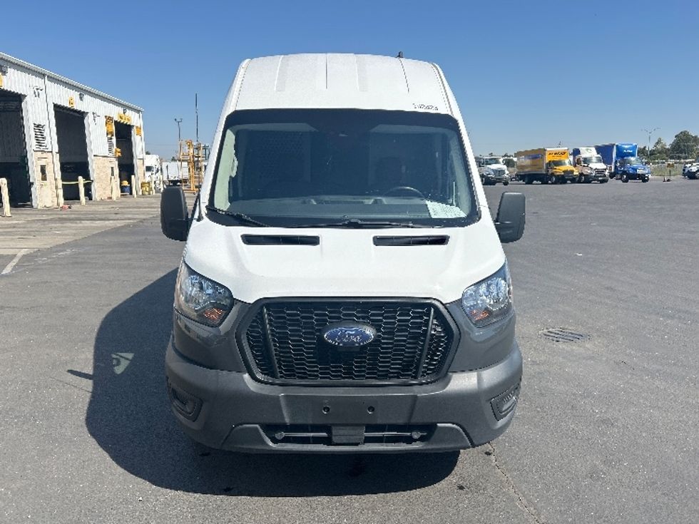 Cargo Van (Panel Van)-Light and Medium Duty Trucks-Ford-2021-Transit 250-West Sacramento-CA-181,197\n\t\tmiles-$ 19,000 - Image 2