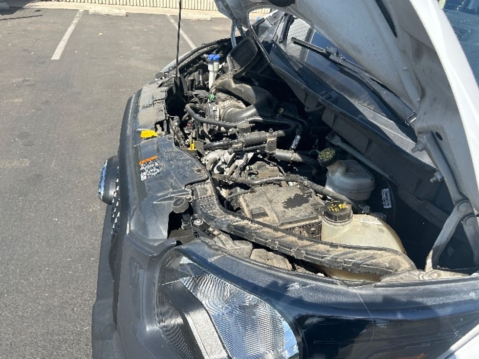 Cargo Van (Panel Van)-Light and Medium Duty Trucks-Ford-2021-Transit 250-West Sacramento-CA-181,197\n\t\tmiles-$ 19,000 - Image 22
