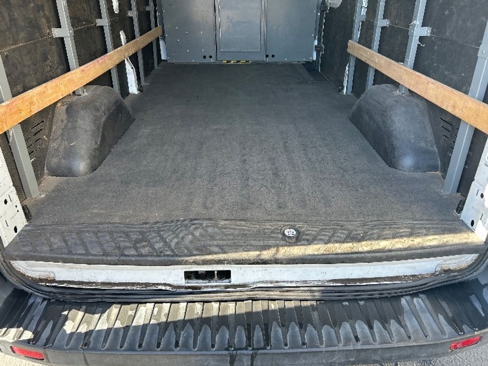 Cargo Van (Panel Van)-Light and Medium Duty Trucks-Ford-2021-Transit 250-West Sacramento-CA-188,072\n\t\tmiles-$ 17,750 - Image 9