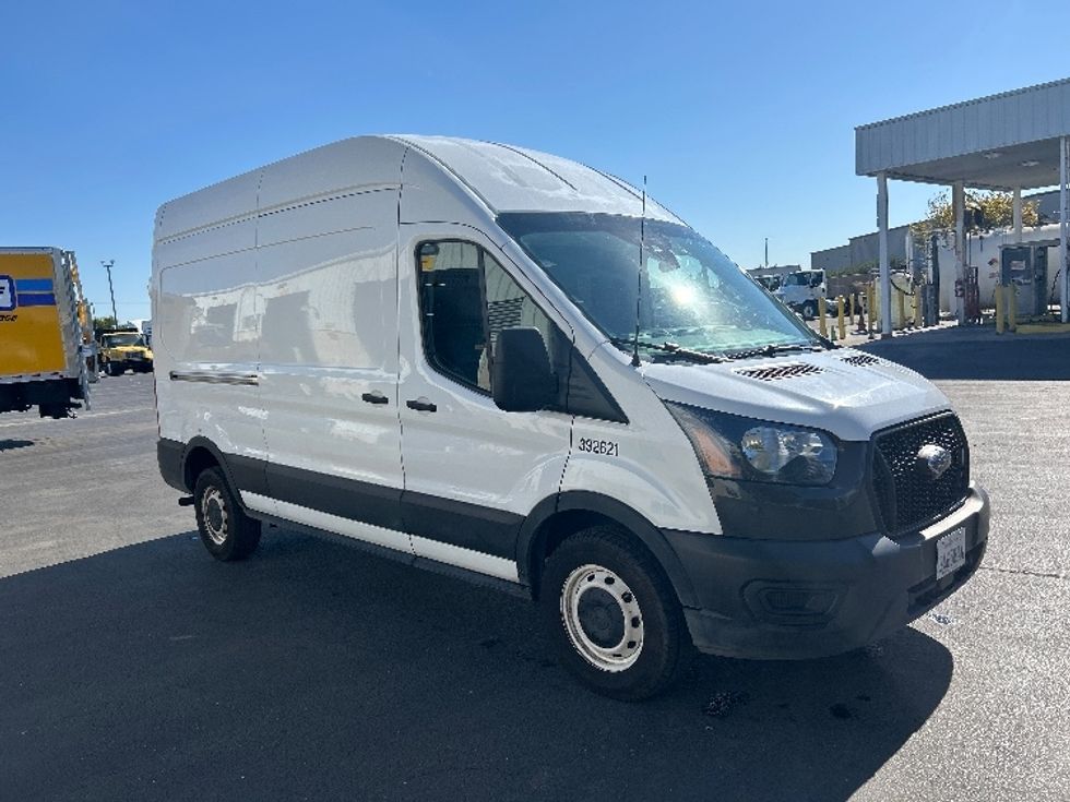 Cargo Van (Panel Van)-Light and Medium Duty Trucks-Ford-2021-Transit 250-West Sacramento-CA-188,072\n\t\tmiles-$ 17,750 - Image 1