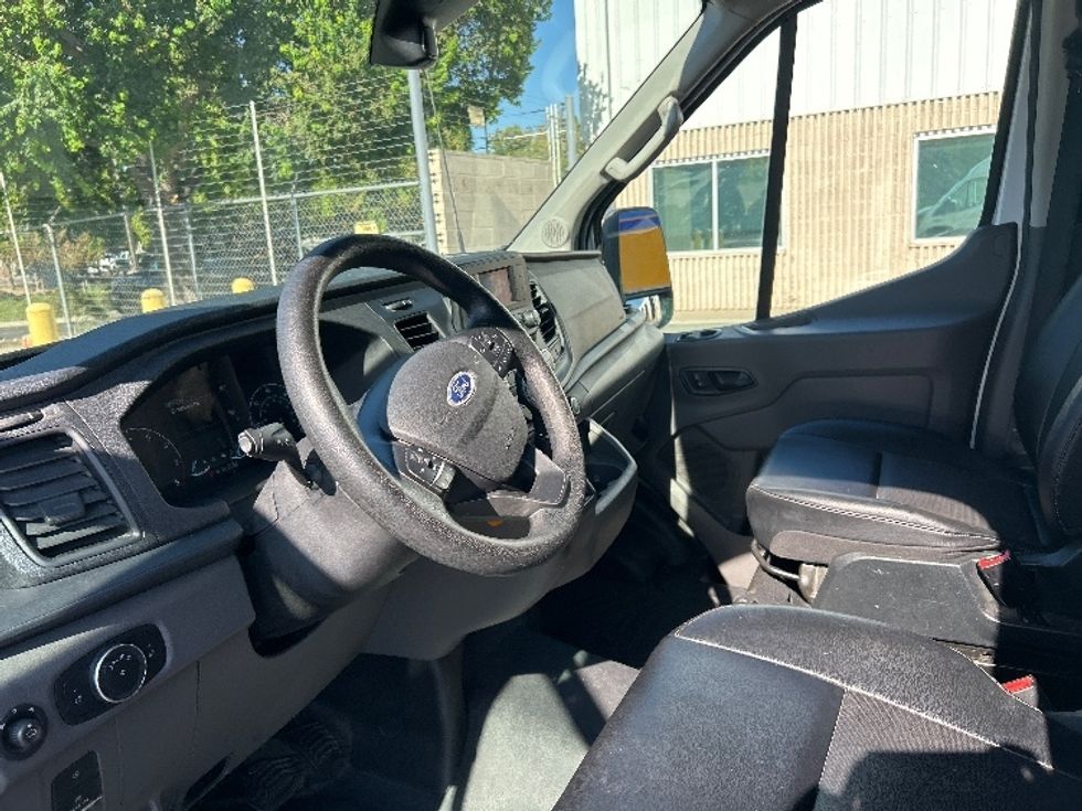 Cargo Van (Panel Van)-Light and Medium Duty Trucks-Ford-2021-Transit 250-West Sacramento-CA-188,072\n\t\tmiles-$ 17,750 - Image 15