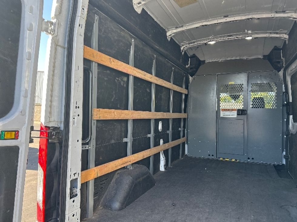 Cargo Van (Panel Van)-Light and Medium Duty Trucks-Ford-2021-Transit 250-West Sacramento-CA-209,708\n\t\tmiles-$ 15,000 - Image 10