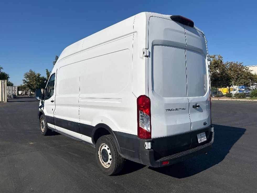 Cargo Van (Panel Van)-Light and Medium Duty Trucks-Ford-2021-Transit 250-West Sacramento-CA-209,708\n\t\tmiles-$ 15,000 - Image 5