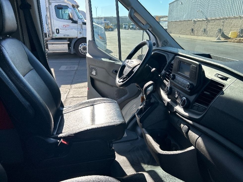 Cargo Van (Panel Van)-Light and Medium Duty Trucks-Ford-2021-Transit 250-West Sacramento-CA-209,708\n\t\tmiles-$ 15,000 - Image 20
