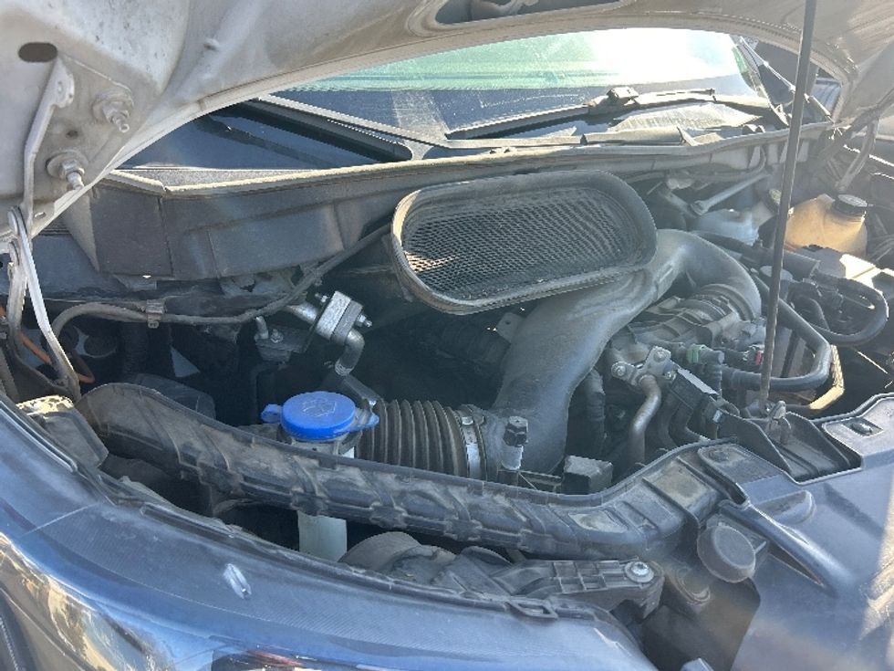 Cargo Van (Panel Van)-Light and Medium Duty Trucks-Ford-2021-Transit 250-West Sacramento-CA-209,708\n\t\tmiles-$ 15,000 - Image 21