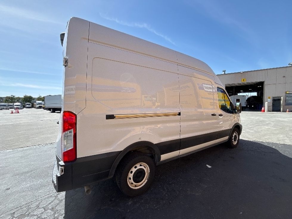 Cargo Van (Panel Van)-Light and Medium Duty Trucks-Ford-2021-Transit 250-West Sacramento-CA-58,444\n\t\tmiles-$ 38,750 - Image 13