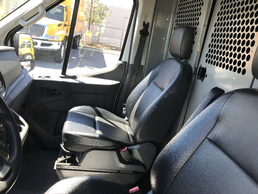 Cargo Van (Panel Van)-Light and Medium Duty Trucks-Ford-2021-Transit 250-West Sacramento-CA-75,500\n\t\tmiles-$ 37,250 - Image 18