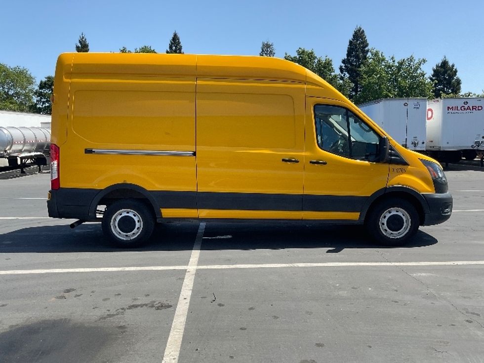 Cargo Van (Panel Van)-Light and Medium Duty Trucks-Ford-2021-Transit 250-West Sacramento-CA-81,041\n\t\tmiles-$ 31,750 - Image 15
