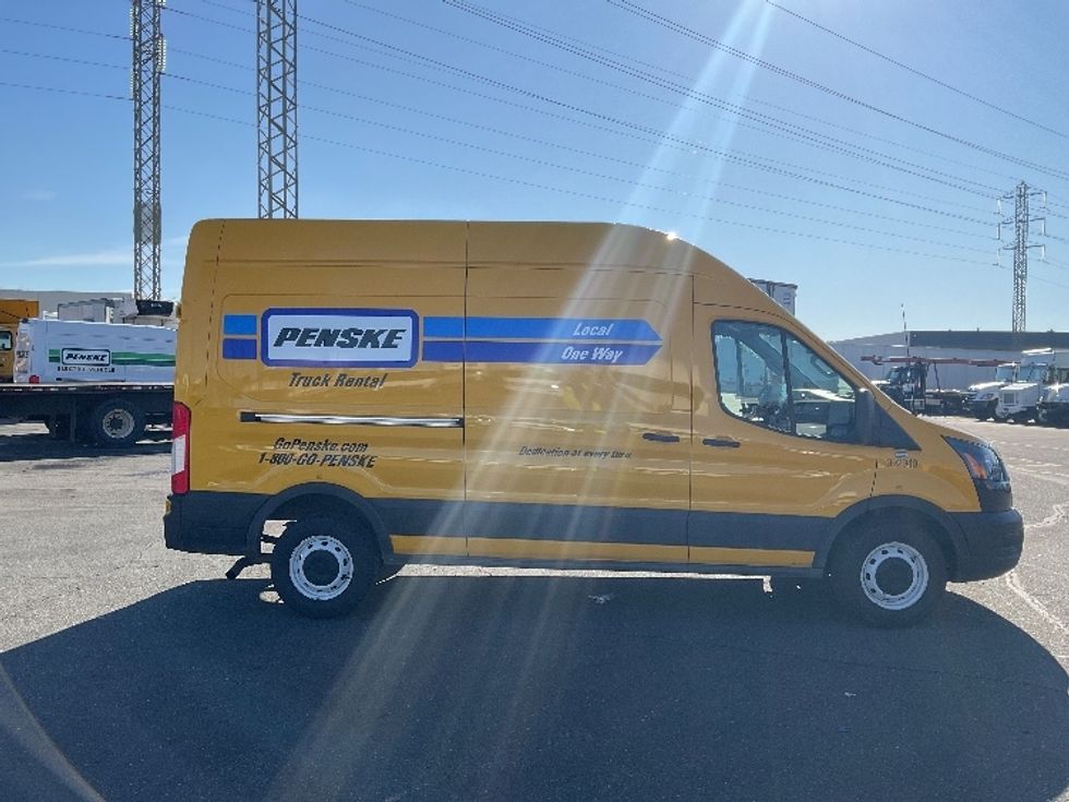 Cargo Van (Panel Van)-Light and Medium Duty Trucks-Ford-2021-Transit 250-West Sacramento-CA-83,081\n\t\tmiles-$ 34,500 - Image 12