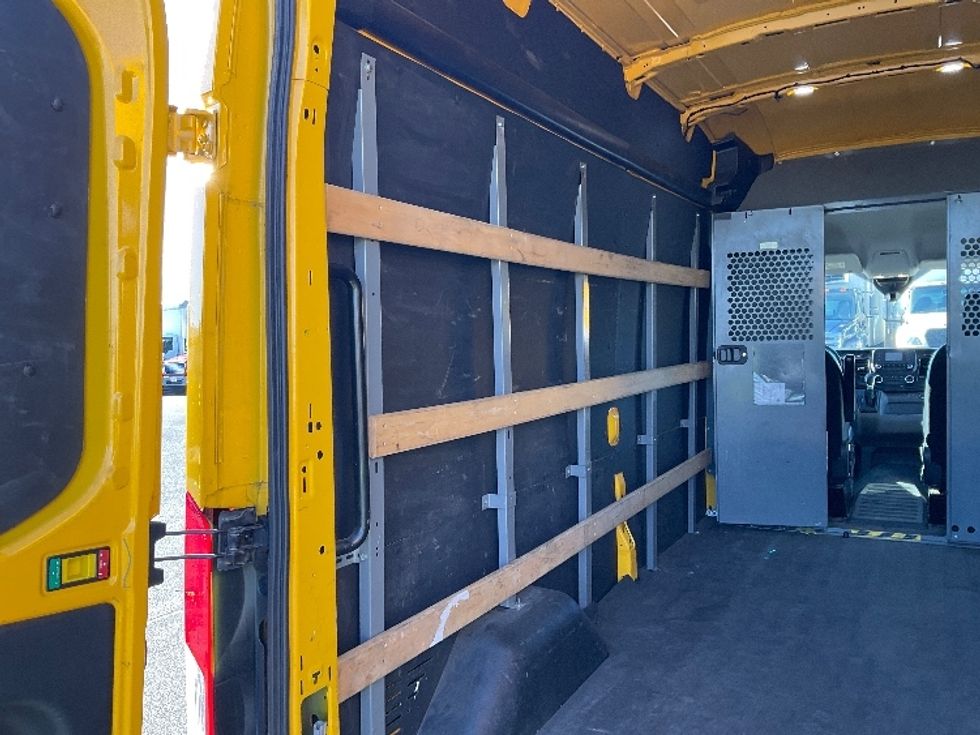 Cargo Van (Panel Van)-Light and Medium Duty Trucks-Ford-2021-Transit 250-West Sacramento-CA-83,081\n\t\tmiles-$ 34,500 - Image 9