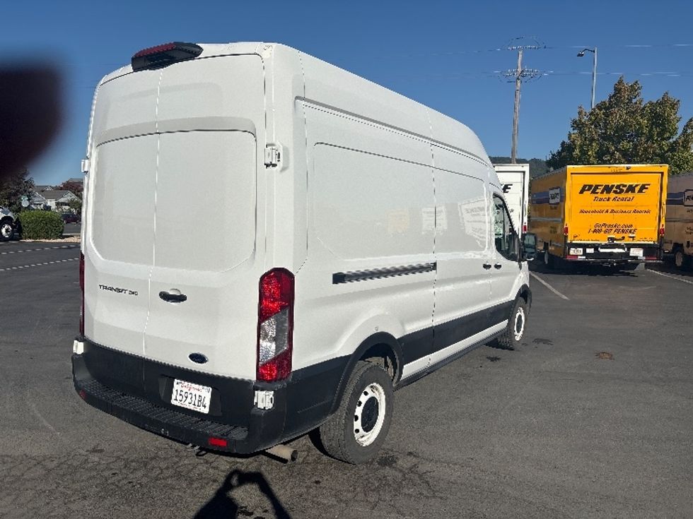 Cargo Van (Panel Van)-Light and Medium Duty Trucks-Ford-2021-Transit 250-West Sacramento-CA-91,557\n\t\tmiles-$ 34,250 - Image 10