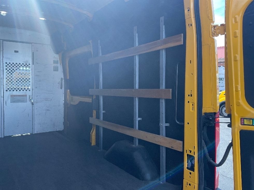 Cargo Van (Panel Van)-Light and Medium Duty Trucks-Ford-2021-Transit 250-West Sacramento-CA-96,121\n\t\tmiles-$ 30,500 - Image 11