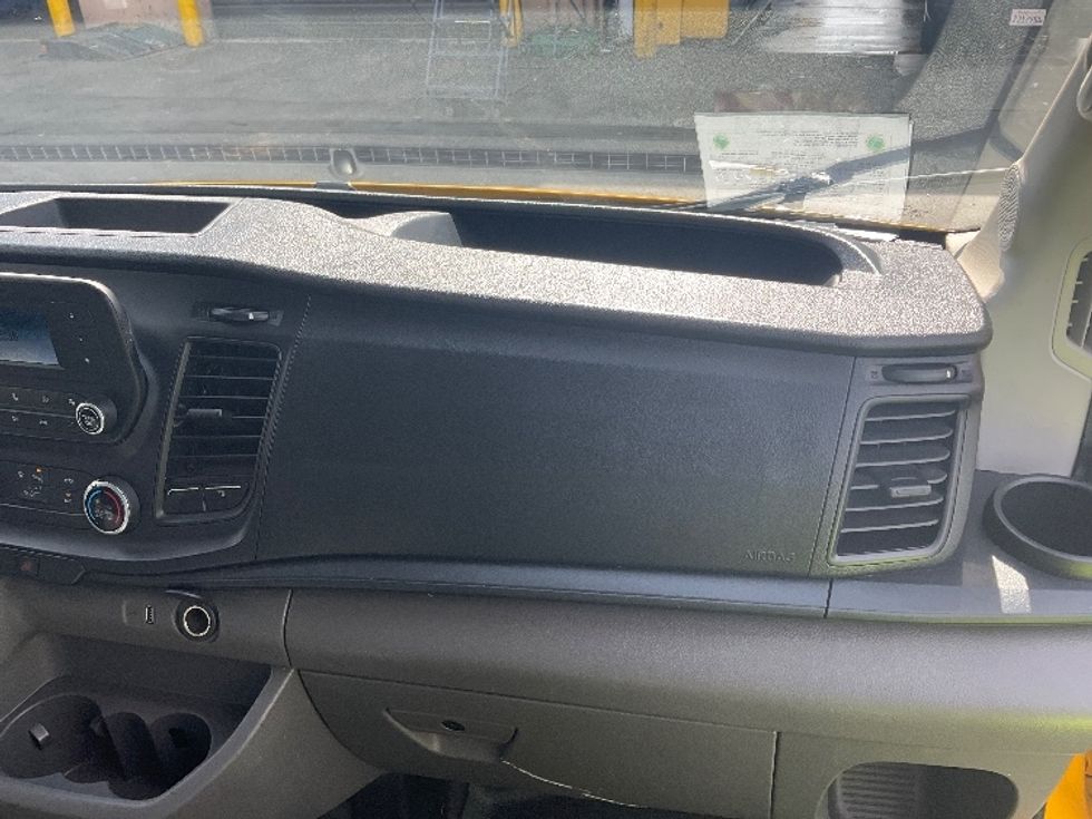 Cargo Van (Panel Van)-Light and Medium Duty Trucks-Ford-2021-Transit 250-West Sacramento-CA-96,121\n\t\tmiles-$ 30,500 - Image 20