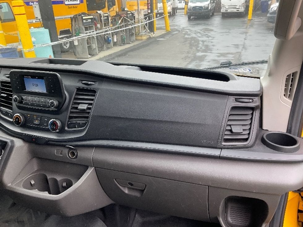 Cargo Van (Panel Van)-Light and Medium Duty Trucks-Ford-2021-Transit 250-West Sacramento-CA-98,634\n\t\tmiles-$ 25,750 - Image 20