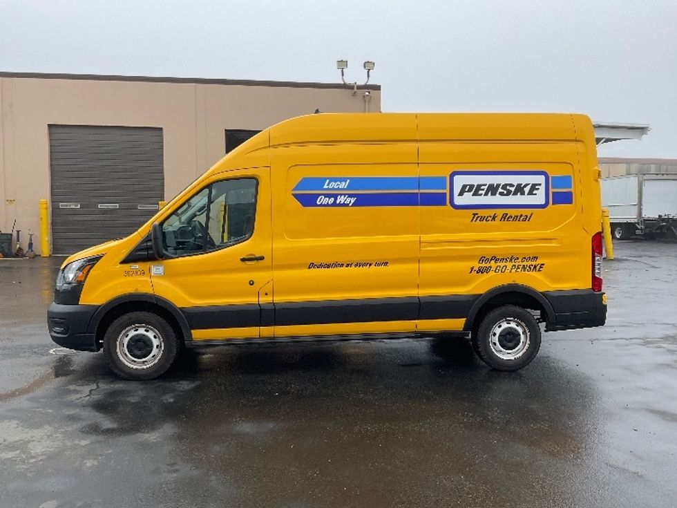 Cargo Van (Panel Van)-Light and Medium Duty Trucks-Ford-2021-Transit 250-West Sacramento-CA-98,634\n\t\tmiles-$ 25,750 - Image 4