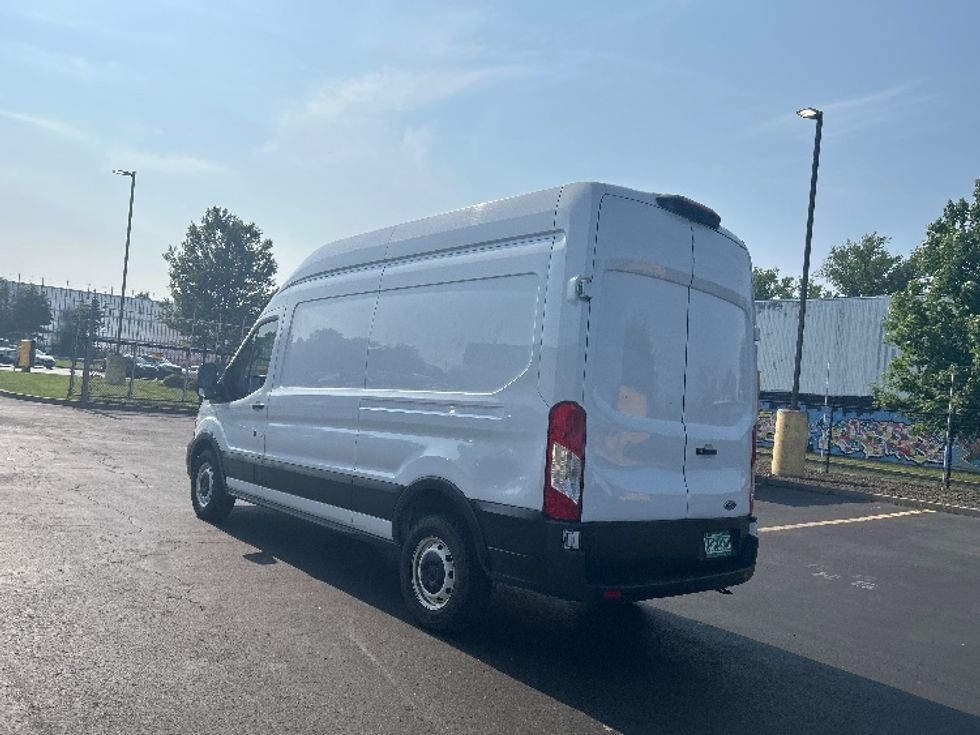 Cargo Van (Panel Van)-Light and Medium Duty Trucks-Ford-2021-Transit 250-Westfield-MA-47,121\n\t\tmiles-$ 37,000 - Image 5