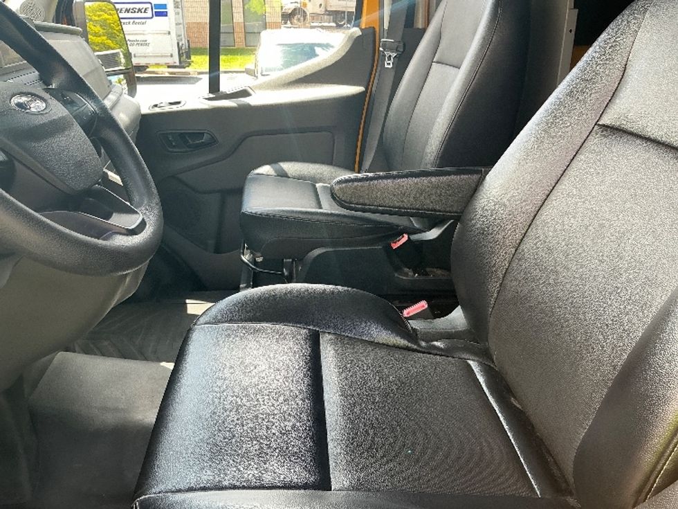 Cargo Van (Panel Van)-Light and Medium Duty Trucks-Ford-2021-Transit 250-Westfield-MA-61,840\n\t\tmiles-$ 31,250 - Image 19