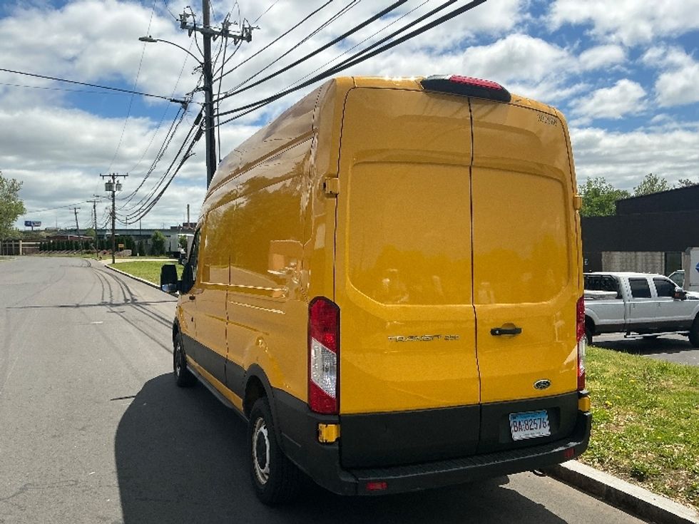 Cargo Van (Panel Van)-Light and Medium Duty Trucks-Ford-2021-Transit 250-Westfield-MA-61,840\n\t\tmiles-$ 31,250 - Image 25