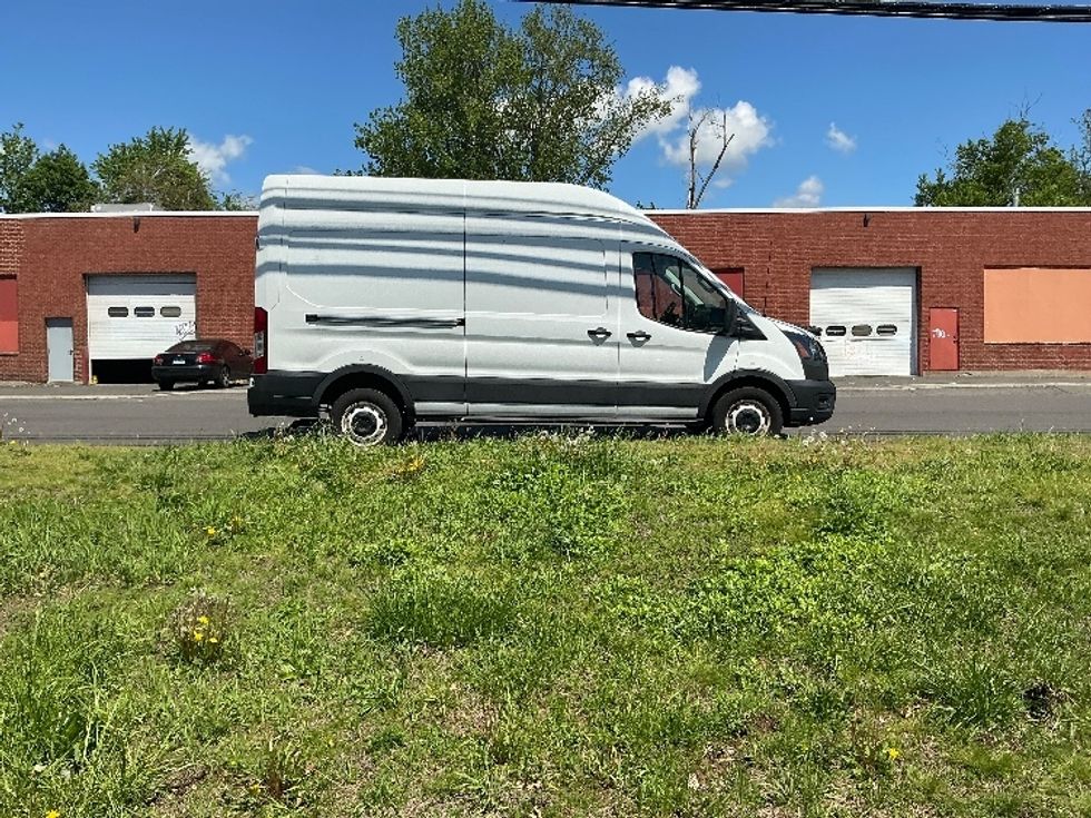 Cargo Van (Panel Van)-Light and Medium Duty Trucks-Ford-2021-Transit 250-Westfield-MA-90,719\n\t\tmiles-$ 33,250 - Image 14